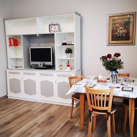 Delizioso Appartamento Cosy Ristrutturato Парма Екстер'єр фото